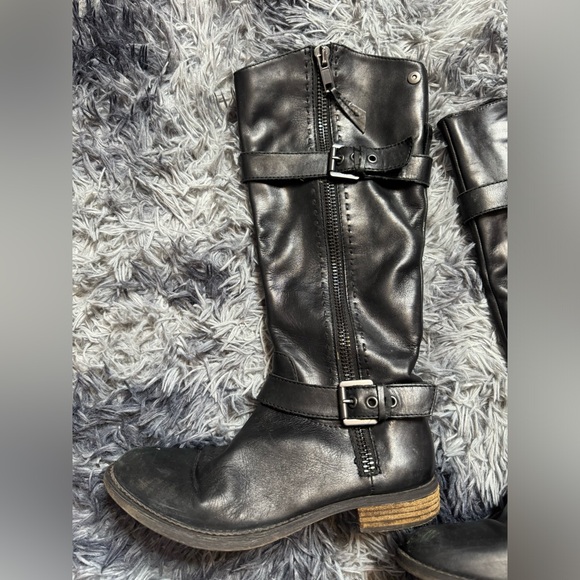 Steve Madden Sonnya Boots - Picture 2 of 9